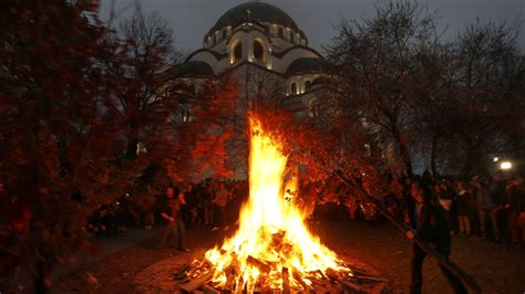 Ancient Pagan Rituals: The Burning of the Yule Log